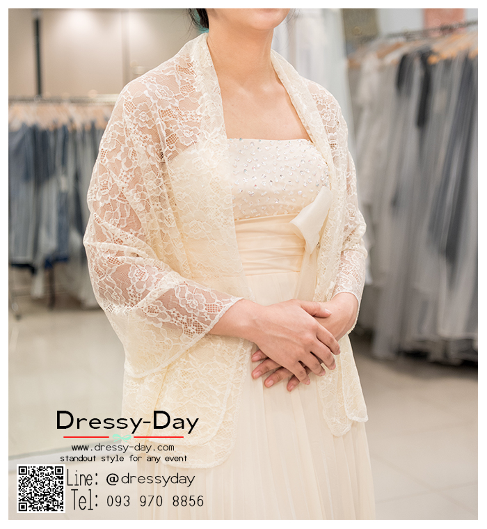 รหัส ชุดผ้าคลุมไหล่ : DD002 ผ้าคลุมไหล่ชุดราตรี ไปงานแต่ง ผ้าคลุมไหล่ชุดราตรีไซส์ใหญ่ เสื้อคลุมชุดราตรี พร้อมส่ง สวย เรียบหรู สีครีม