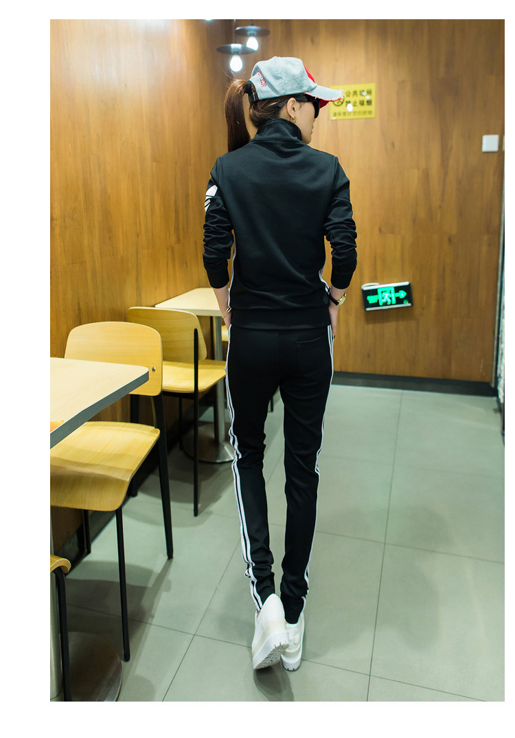 ชุดเซท เสื้อกางเกงวอร์ม สไตล์แบรนด์ มี 3 ไซส์ M,L,XL-1351-สีดำ