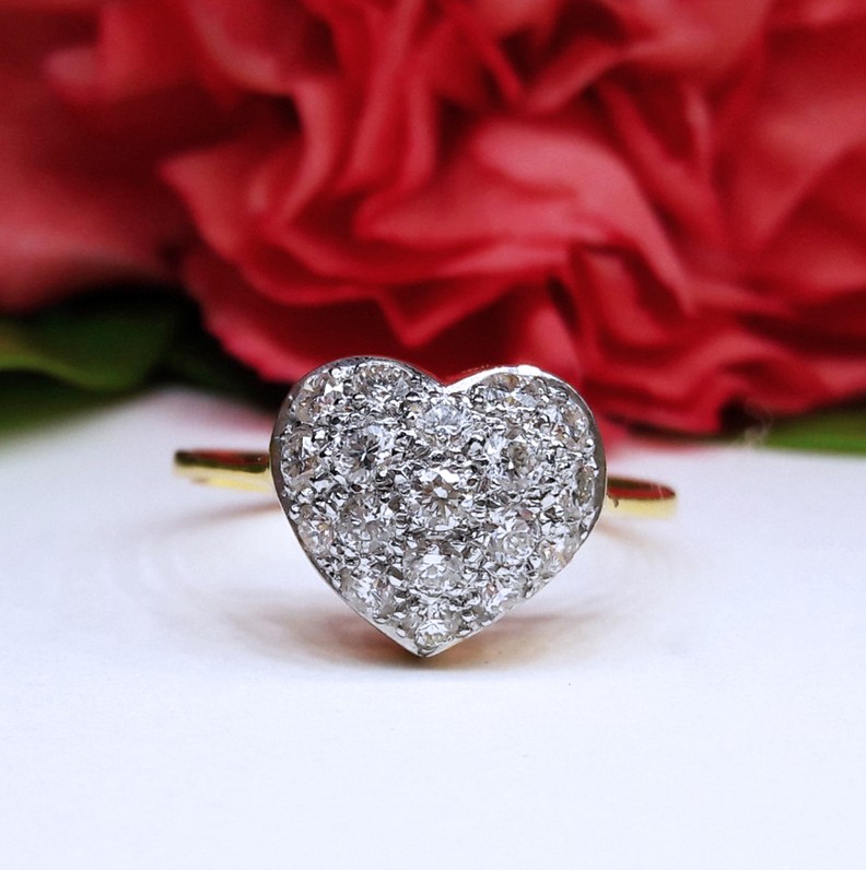 สั่งผลิตเพชรเบลเยี่ยมคัท แหวนแต่งงาน แหวนหมั้น ใส่เที่ยว ออกงาน แหวนทองคำ 18K เพชรแท้ 0.53 กะรัต 2.15 กรัม น้ำ 99 ราคาถูกมาก มีใบรับประกันค่ะ