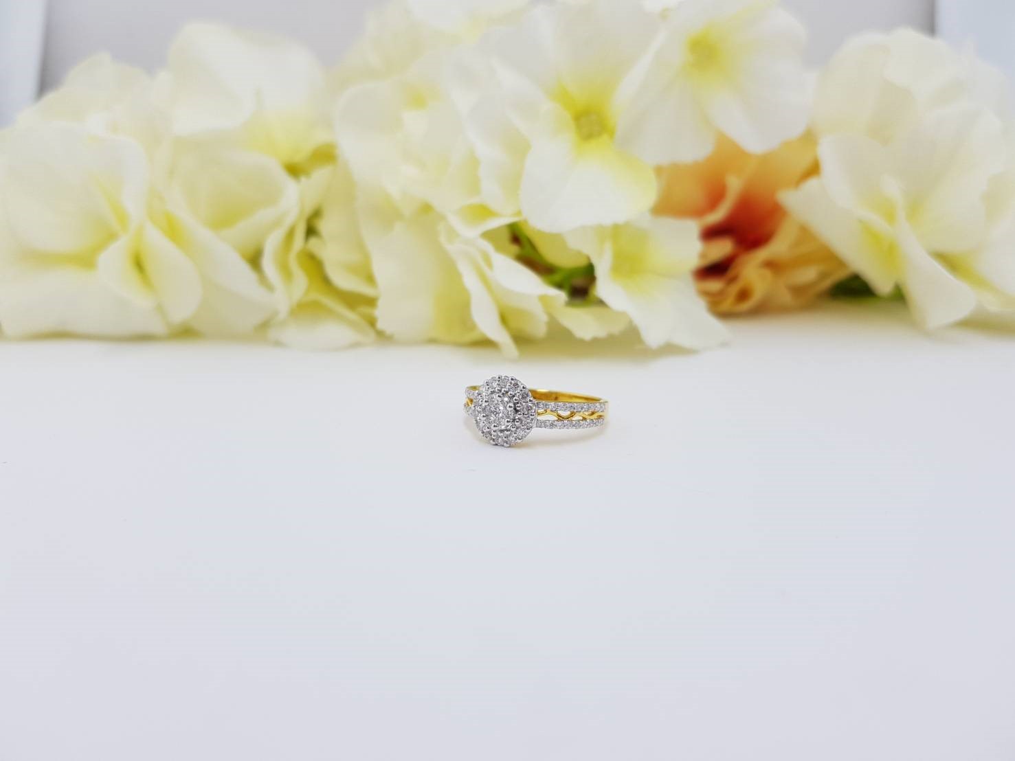 สั่งผลิตเพชรเบลเยี่ยมคัท แหวนแต่งงาน แหวนหมั้น ใส่เที่ยว ออกงาน แหวนทองคำ 18K เพชรแท้ 0.51 กะรัต 2.82 กรัม น้ำ 99 ราคาถูกมาก มีใบรับประกันค่ะ