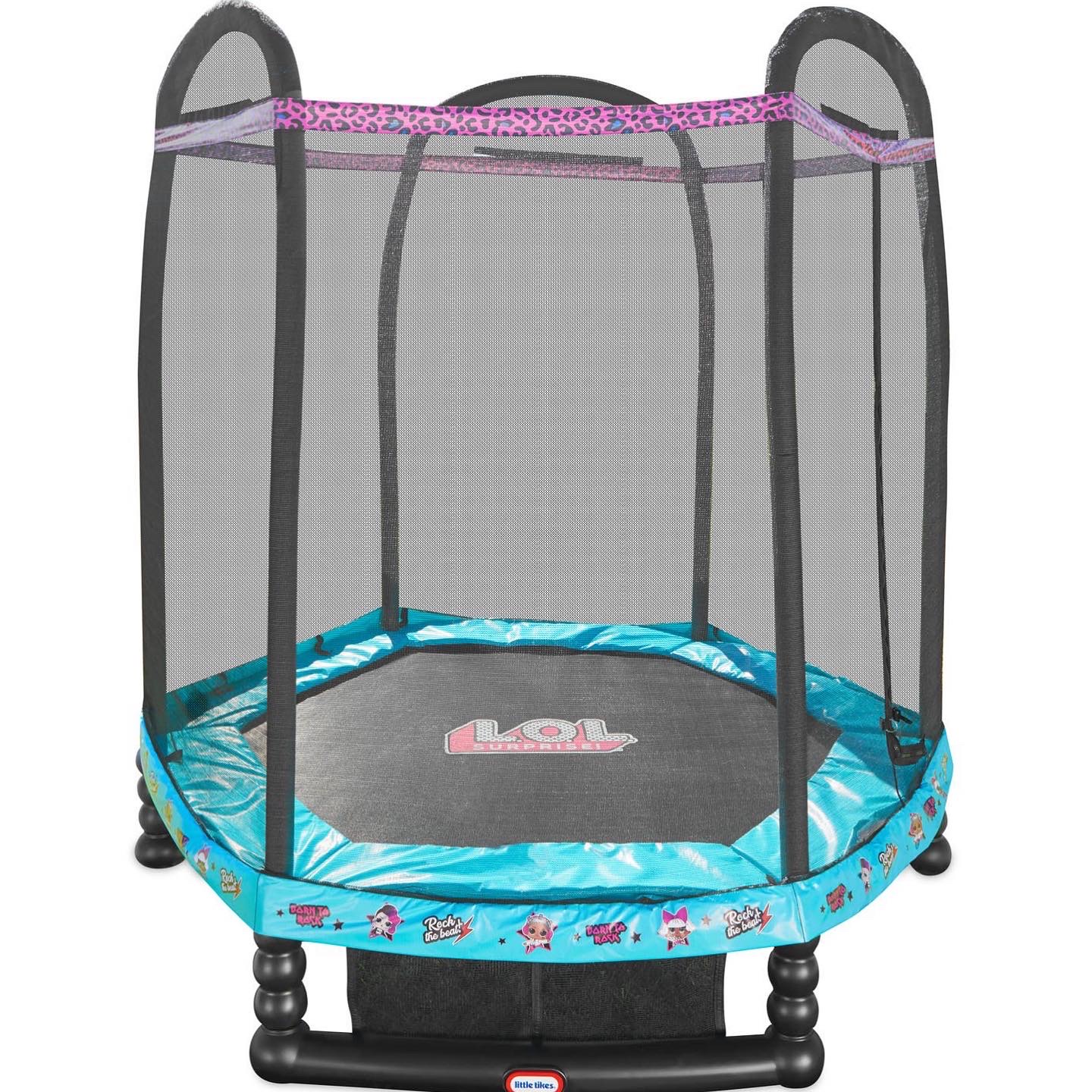แทรมโพลีนขนาดใหญ่ L.O.L. Surprise! 7' Enclosed Trampoline with Safety Net by Little Tikes 7 ฟุต