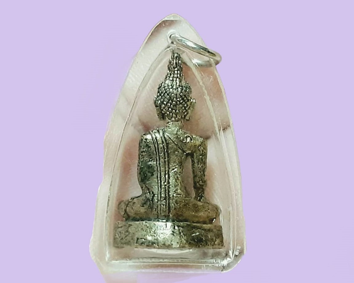 รูปเหมือน หลวงพ่อทันใจ วัดพระบรมธาตุ จ.ตาก เลี่ยมพลาสติกเดิมพร้อมใช้