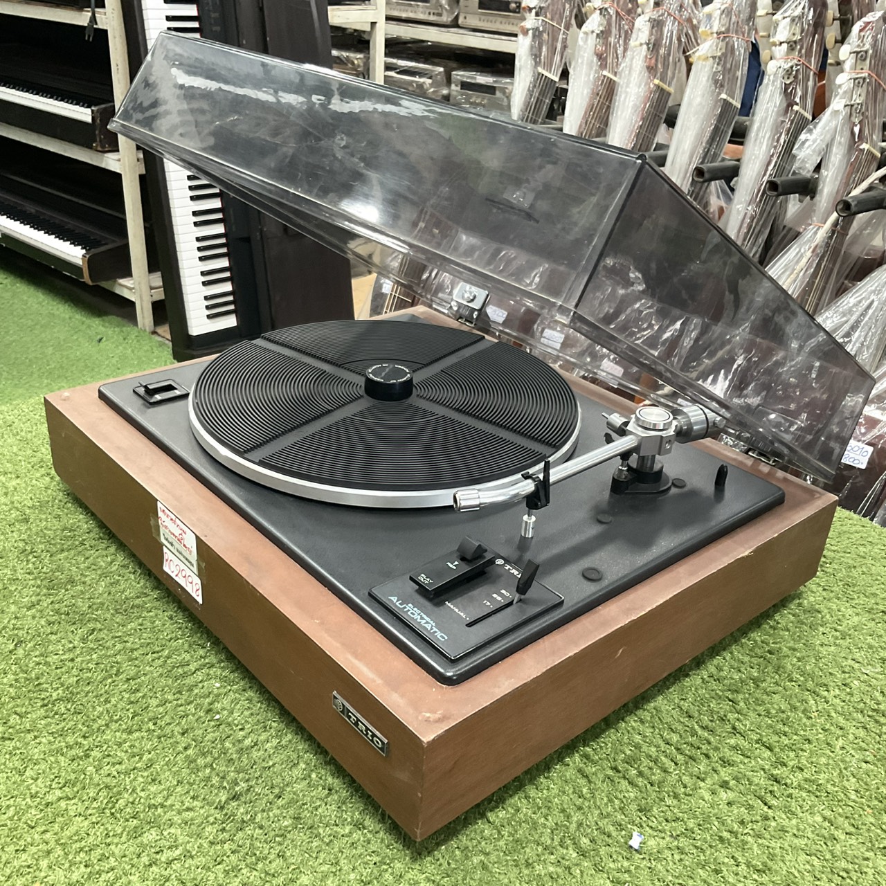 เครื่องเล่นแผ่นเสียง TRIO : KP-3021