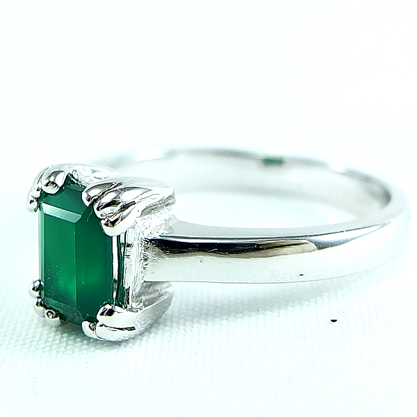 แหวนเงินแท้ราคาถูกชุบทองคำขาว พลอยแท้กรีนอะเกท 0.75 กะรัต งานประณีตสวยงาม สั่งผลิตค่ะ