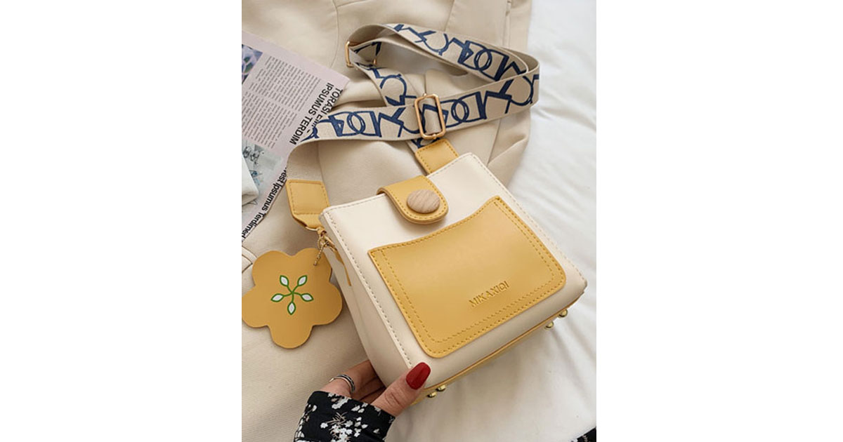 สินค้าพรีออเดอร์ กระเป๋าแฟชั่นสไตล์เกาหลี มี4สี รหัสPO-BAG-091