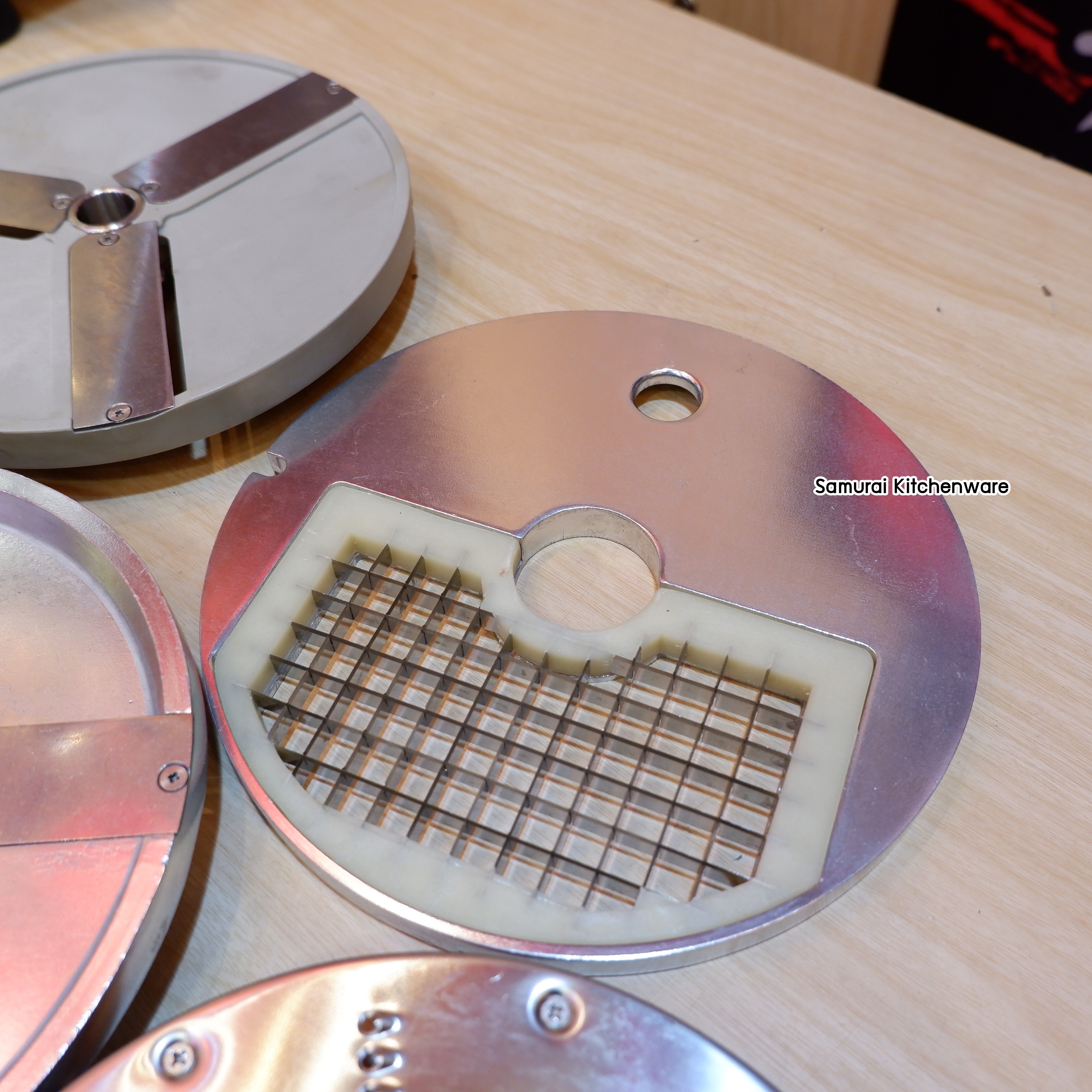 เครื่องหั่นผัก รุ่น VM-102