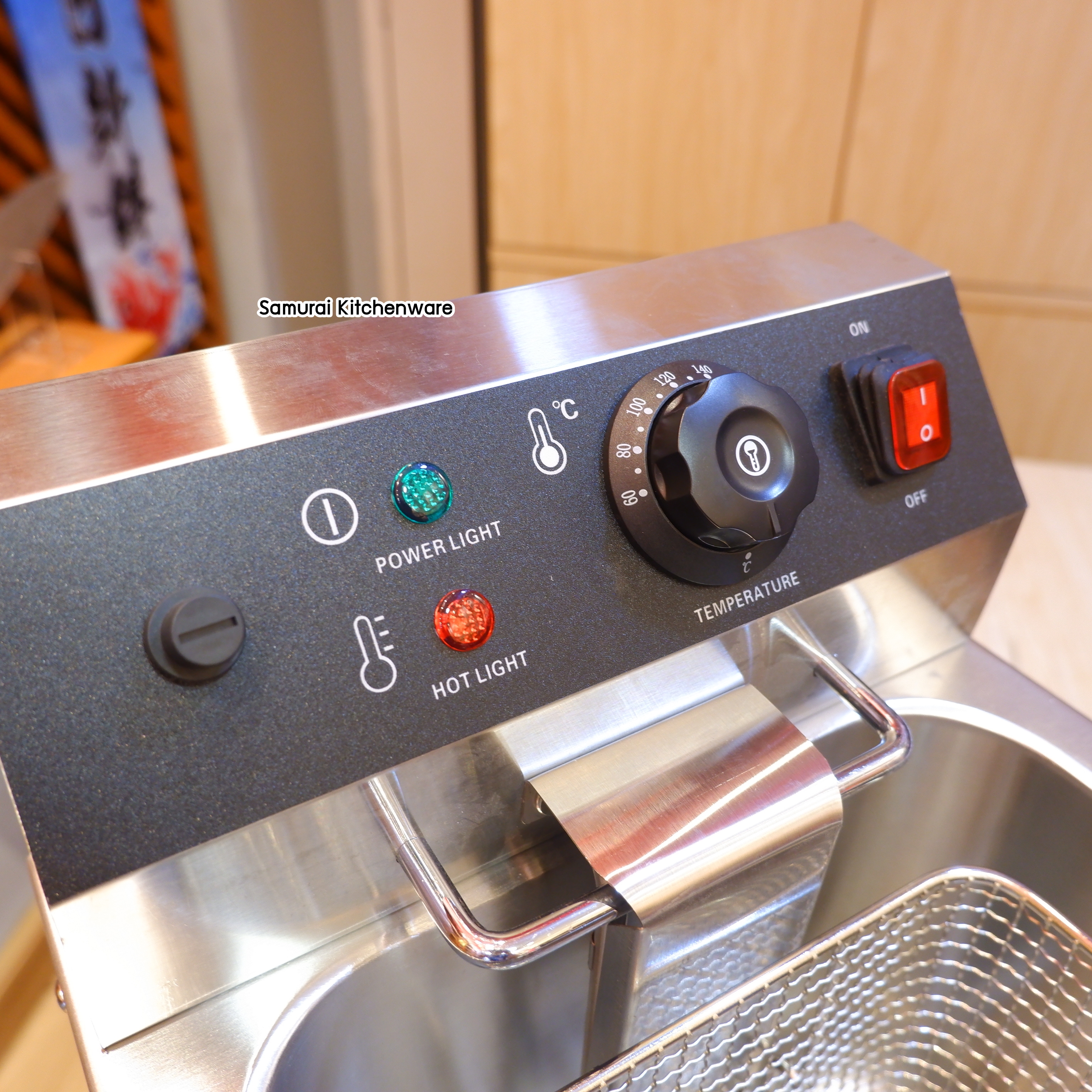 หม้อทอดไฟฟ้า พร้อมวาล์วถ่ายน้ำมัน (12 ลิตร)