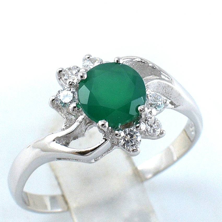 แหวนเงินแท้ราคาถูกชุบทองคำขาว พลอยแท้กรีนอะเกท 0.77 กะรัต เพชรCZ 0.18 กะรัต งานประณีตสวยงาม สั่งผลิตค่ะ