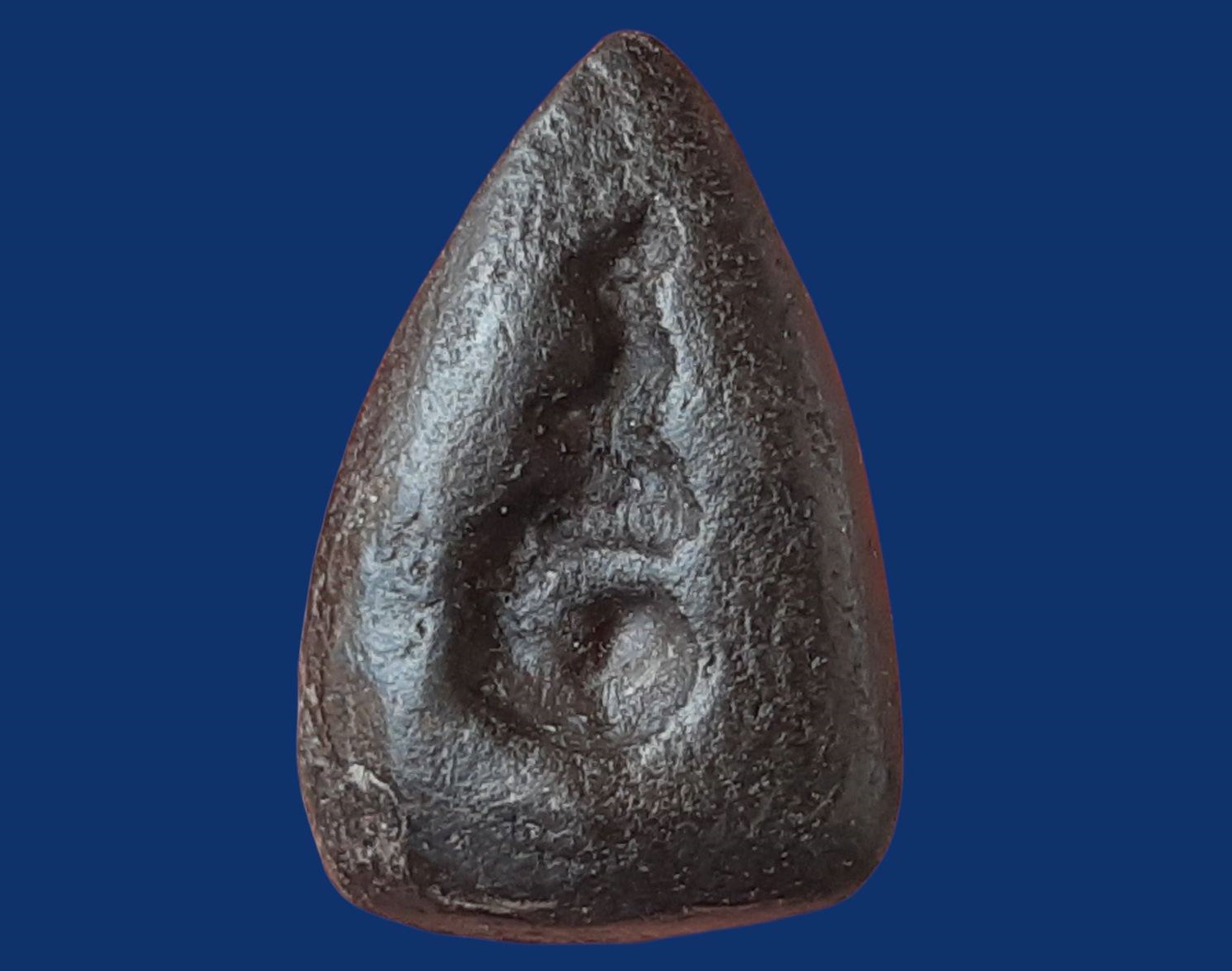 เม็ดน้อยหน่า กรุศาลาปูน จ.อยุธยา หลังอุ เนื้อดิน แตกกรุจำนวนมาก