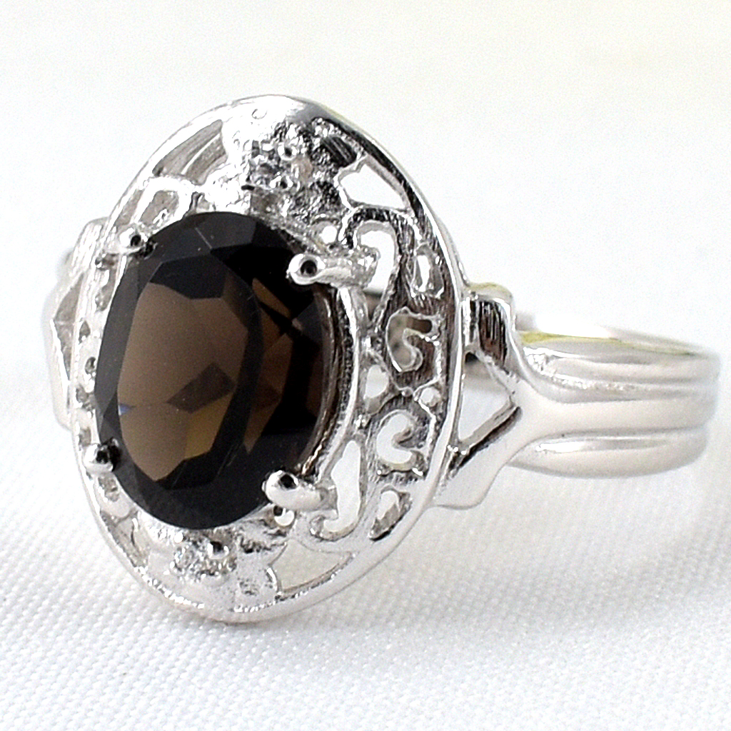 แหวนเงินแท้ราคาถูกชุบทองคำขาว พลอยแท้สโมกกี้ควอทซ์ 2.25 กะรัต เพชรCZ 0.02 กะรัต งานประณีตสวยงาม สั่งผลิตค่ะ