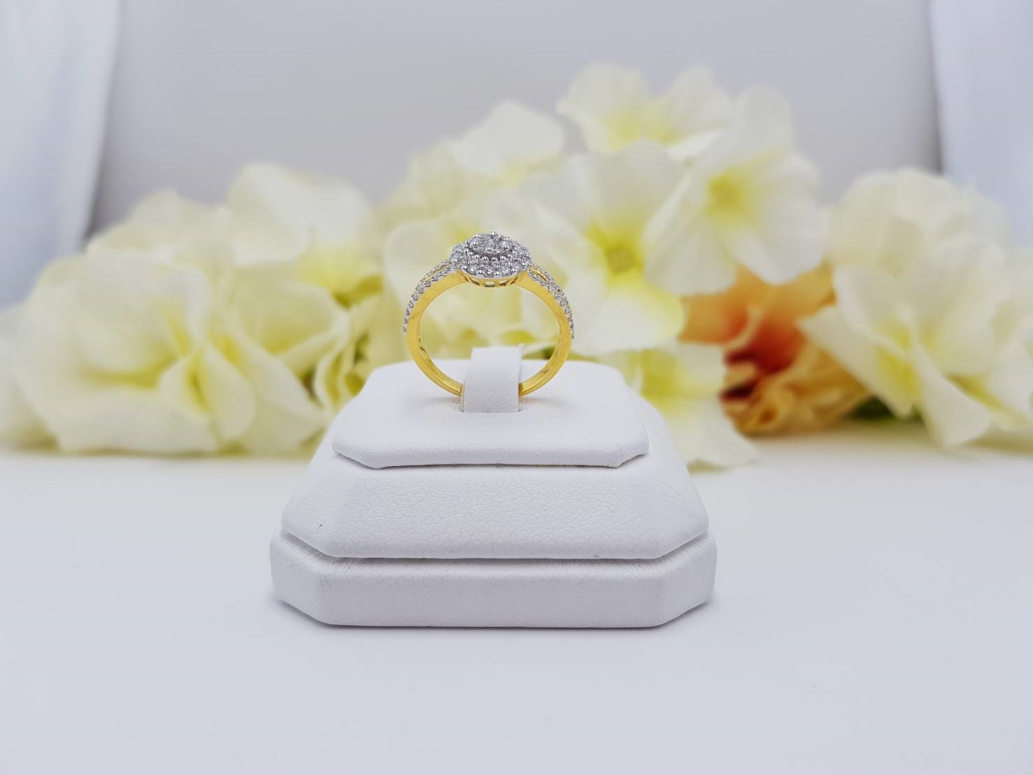 สั่งผลิตเพชรเบลเยี่ยมคัท แหวนแต่งงาน แหวนหมั้น ใส่เที่ยว ออกงาน แหวนทองคำ 18K เพชรแท้ 0.51 กะรัต 2.82 กรัม น้ำ 99 ราคาถูกมาก มีใบรับประกันค่ะ