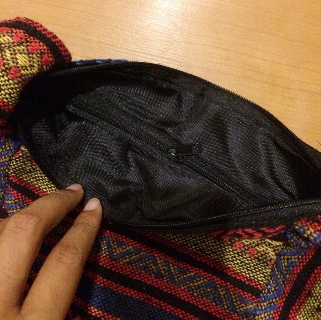 ขายย่าม ย่ามกะเหรี่ยง ย่ามชาวเขา ขายย่ามกระเหรี่ยงทอมือ กระเป๋าฮิปปี้ กระเป๋าโบฮีเมียน กระเป๋าแนวๆ กระเป๋าแนวเซอร์ๆ