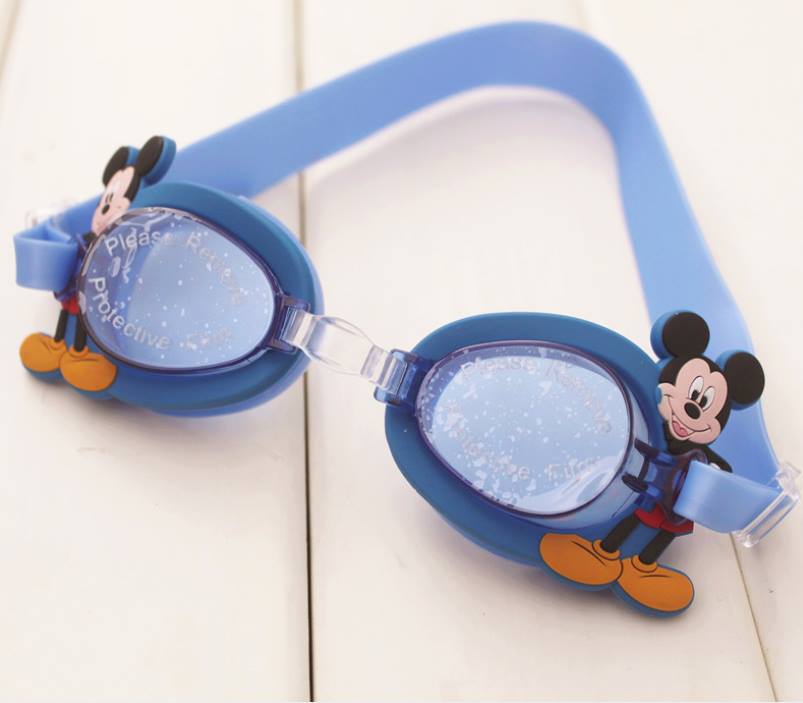 แว่นตาว่ายน้ำเด็ก ผู้ชาย มีลายมากกว่าหน้าปก