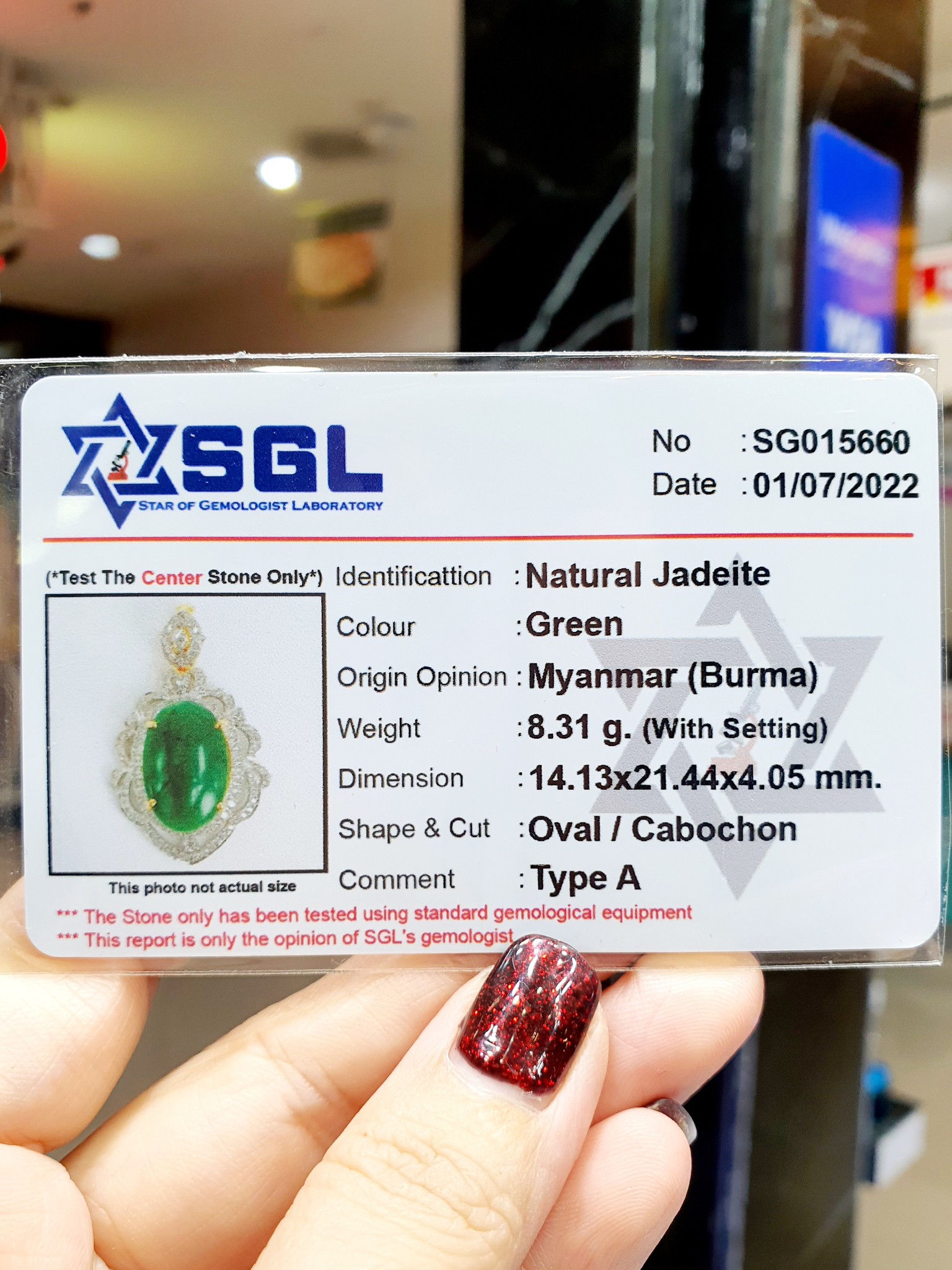 พร้อมส่งและสั่งผลิตจี้พลอยหยกพม่าแท้Type A สีสวยล้อมด้วยเพชรเบลเยี่ยมขาวใสสะอาด เล่นไฟวิ้งวับ จี้ขนาดกลางสวยหรู(ไหหลำถอดได้)แขวนกับสร้อย/โชคเกอร์สวยเจิดจรัสสะดุดตา ใส่เที่ยว ออกงาน ทองคำ 9K เพชรแท้ 1.48 กะรัต 108 เม็ด ราคาถูกมาก ส่งฟรี