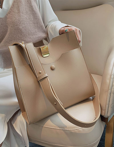 สินค้าพรีออเดอร์ กระเป๋าแฟชั่นสวยหรู มี 3 สี รหัส PO-BAG-016