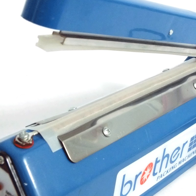 เครื่องรีดถุง 8 นิ้ว ยี่ห้อ Brother