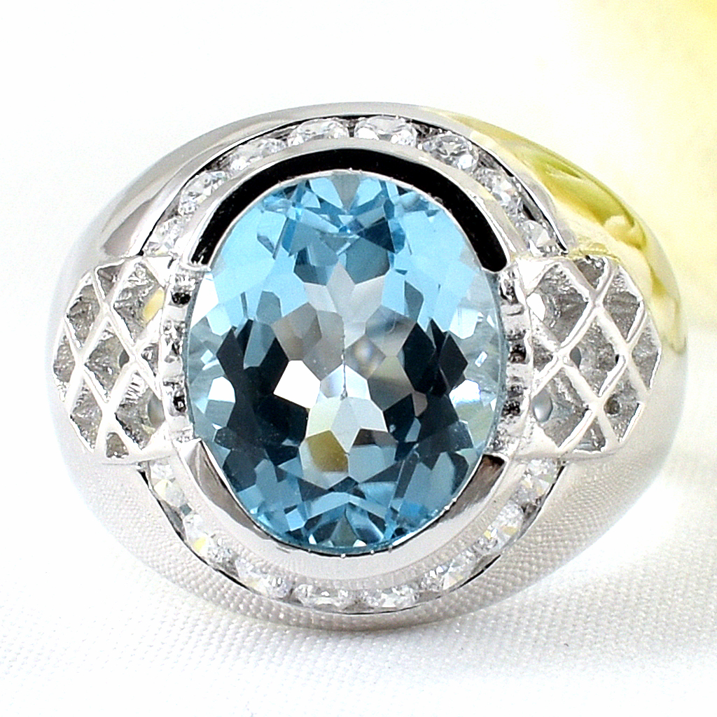 แหวนเงินแท้ราคาถูกชุบทองคำขาว สกายบลูโทปาซแท้ 5.75 กะรัต เพชรCZ 0.48 กะรัต งานประณีตสวยงาม สั่งผลิตค่ะ