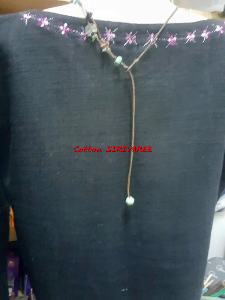 SIRIVAREE,SIVA Thai Cotton 100%, Polo shirt and hand embroidery By Cotton SIRIVAREE Top Thai Brand White, black ,blue ,the sugar L,XL