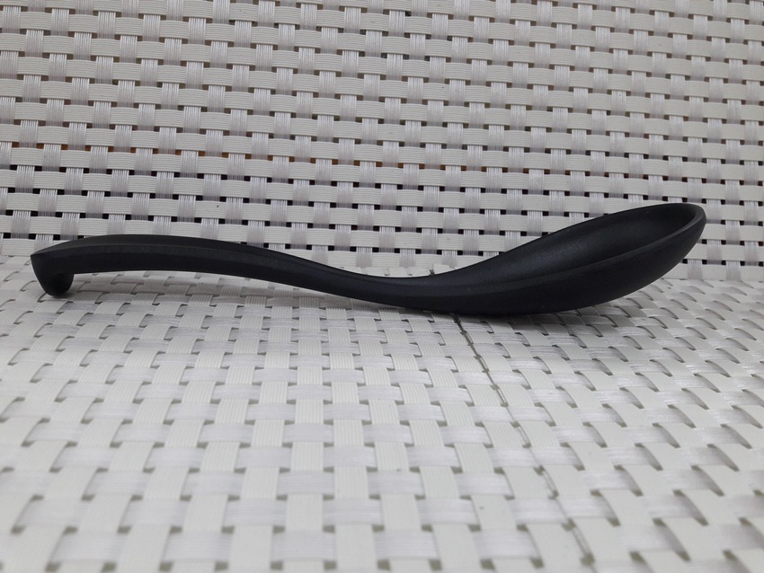 ช้อน เมลามีนดำ 017-PX-F159031