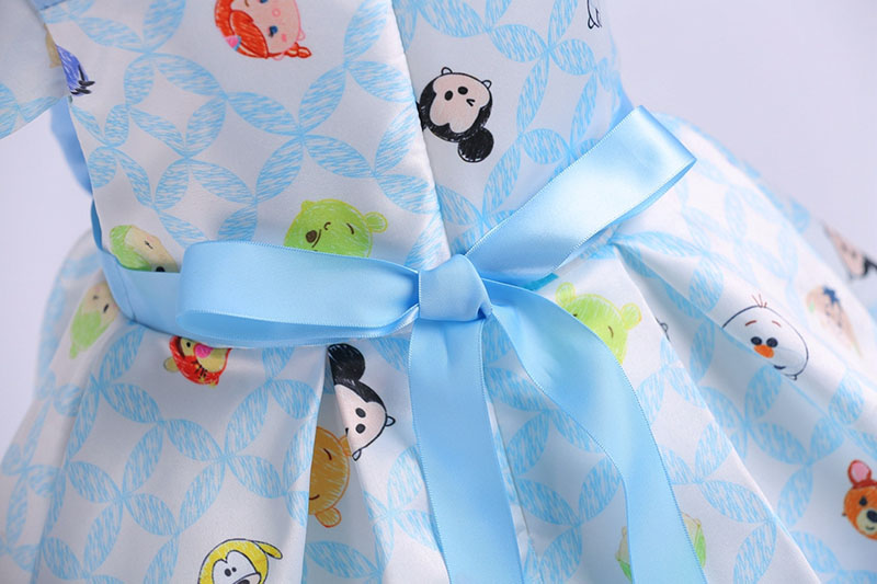 ชุดออกงาน ซูมๆ เปิดไหล่ๆ