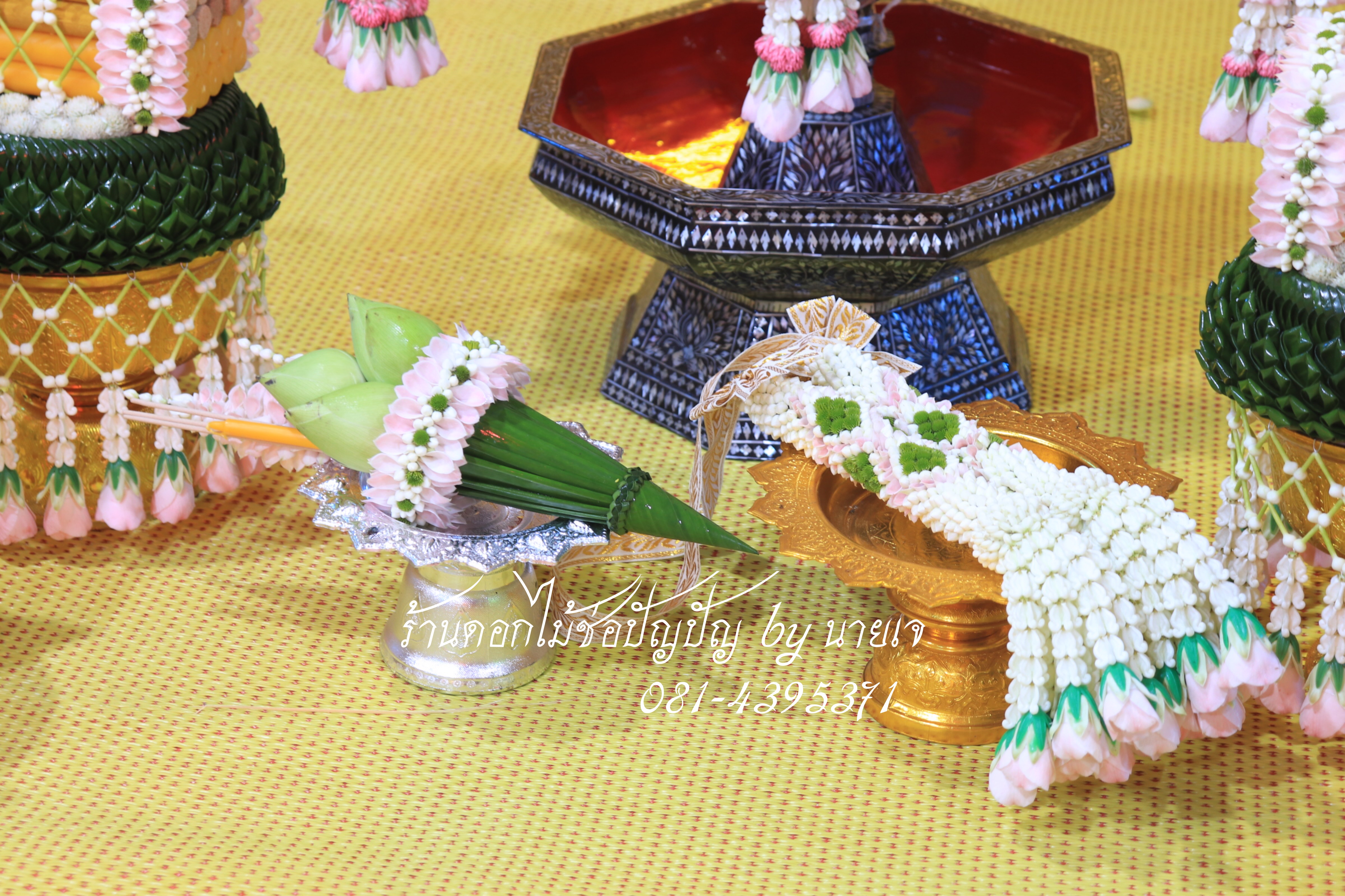 ชุดเครื่องบวชดอกไม้สด ชุดC8