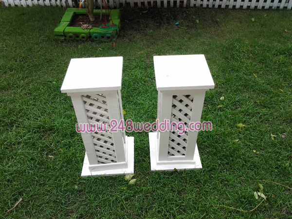 ให้เช่าขาตั้งดอกไม้ (ไม้ลายตาราง)