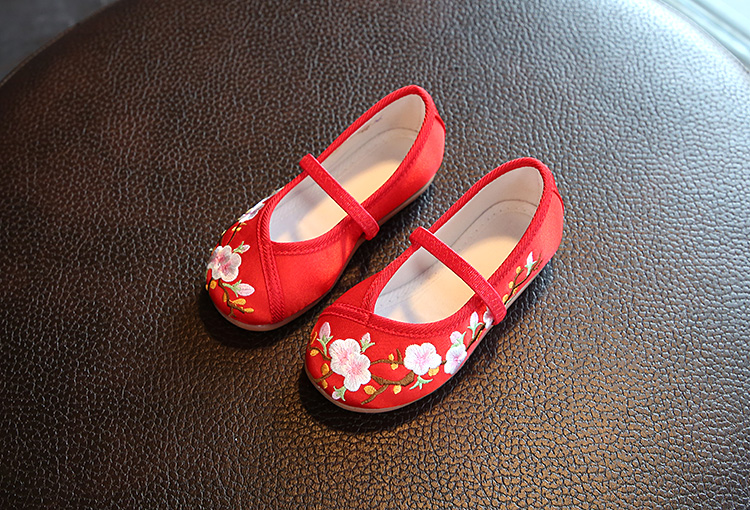 F รองเท้าจีนเด็ก ลายดอกเหมย