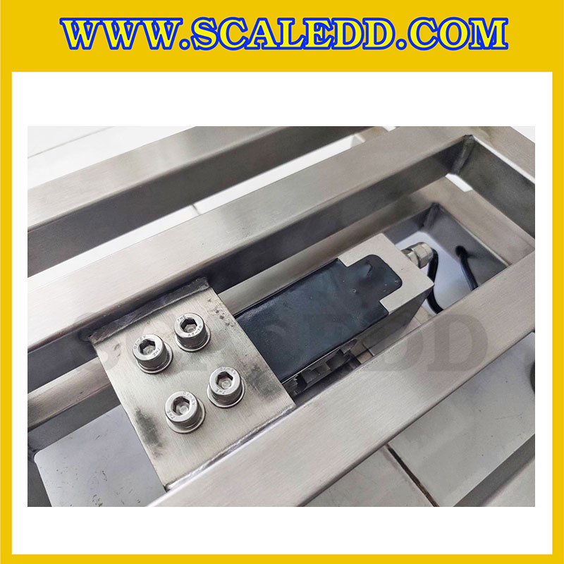 เครื่องชั่งดิจิตอลกันระเบิด XK3150 Explosion Proof Scales เครื่องชั่งน้ำหนัก60kg พิกัดน้ำหนัก 60kg ค่าละเอียด 5g ขนาดแท่นชั่ง 30x40cm. ยี่ห้อ LOCOSC รุ่น XK3150-EX