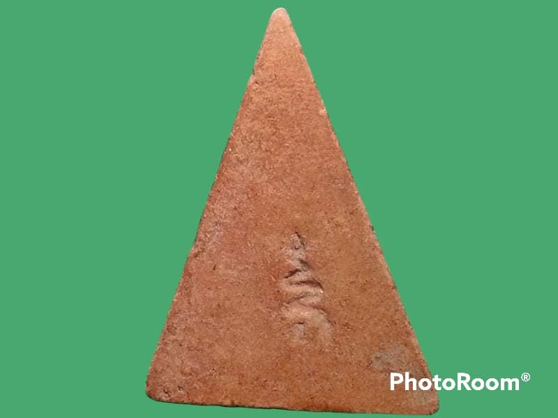 นางพญา หลังอุ หลวงพ่อมุ่ย วัดดอนไร่ จ.สุพรรณบุรี เนื้อดิน