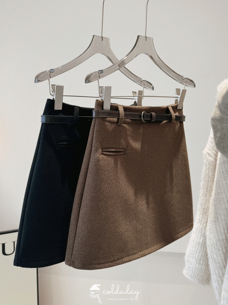 กระโปรงผ้าวูลทรงเอ Belt A-Line Skirt มี 3 สี S-XL