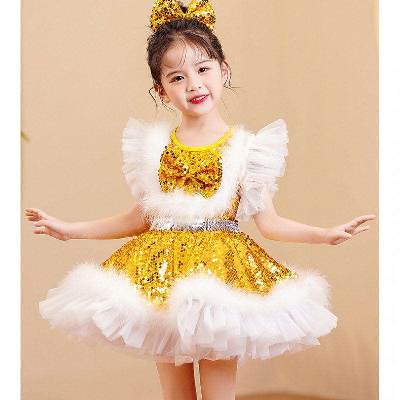 ชุดเต้น ชุดหรีด ชุดเชียร์ บาตอง เดรสระบายฟรุ้งฟริ้ง