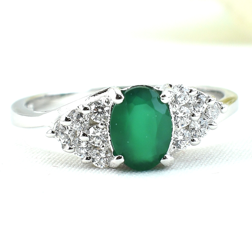 แหวนเงินแท้ราคาถูกชุบทองคำขาว พลอยแท้กรีนอะเกท 0.70 กะรัต เพชรCZ 0.36 กะรัต งานประณีตสวยงาม สั่งผลิตค่ะ