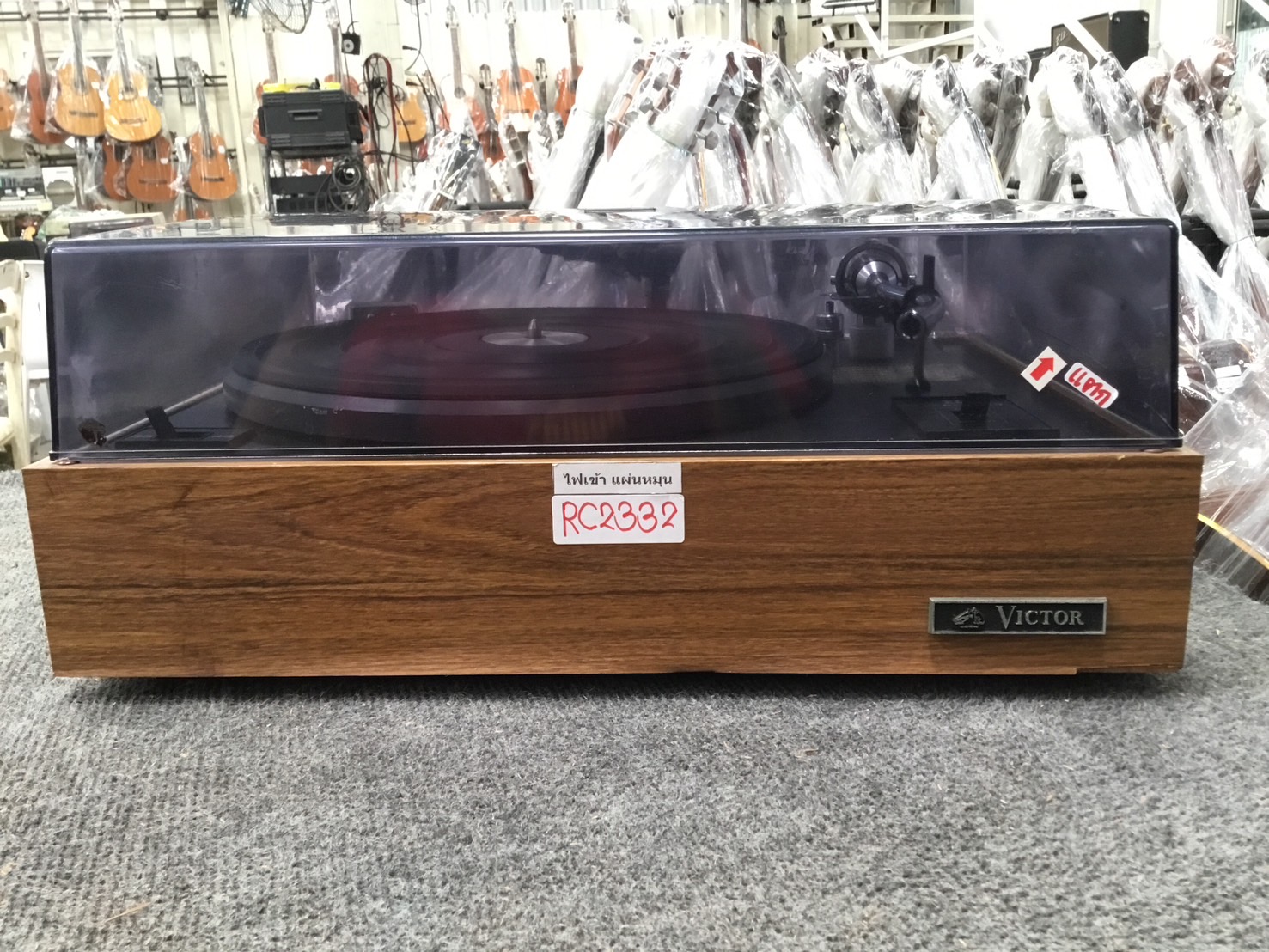 เครื่องเล่นแผ่นเสียง VICTOR : JL-300