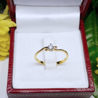 สั่งผลิตเพชรเบลเยี่ยมคัท แหวนแต่งงาน แหวนหมั้น ใส่เที่ยว ออกงาน แหวนทองคำ 18K เพชรแท้ 0.09 กะรัต 1.50 กรัม น้ำ 99 ราคาถูกมาก มีใบรับประกันค่ะ