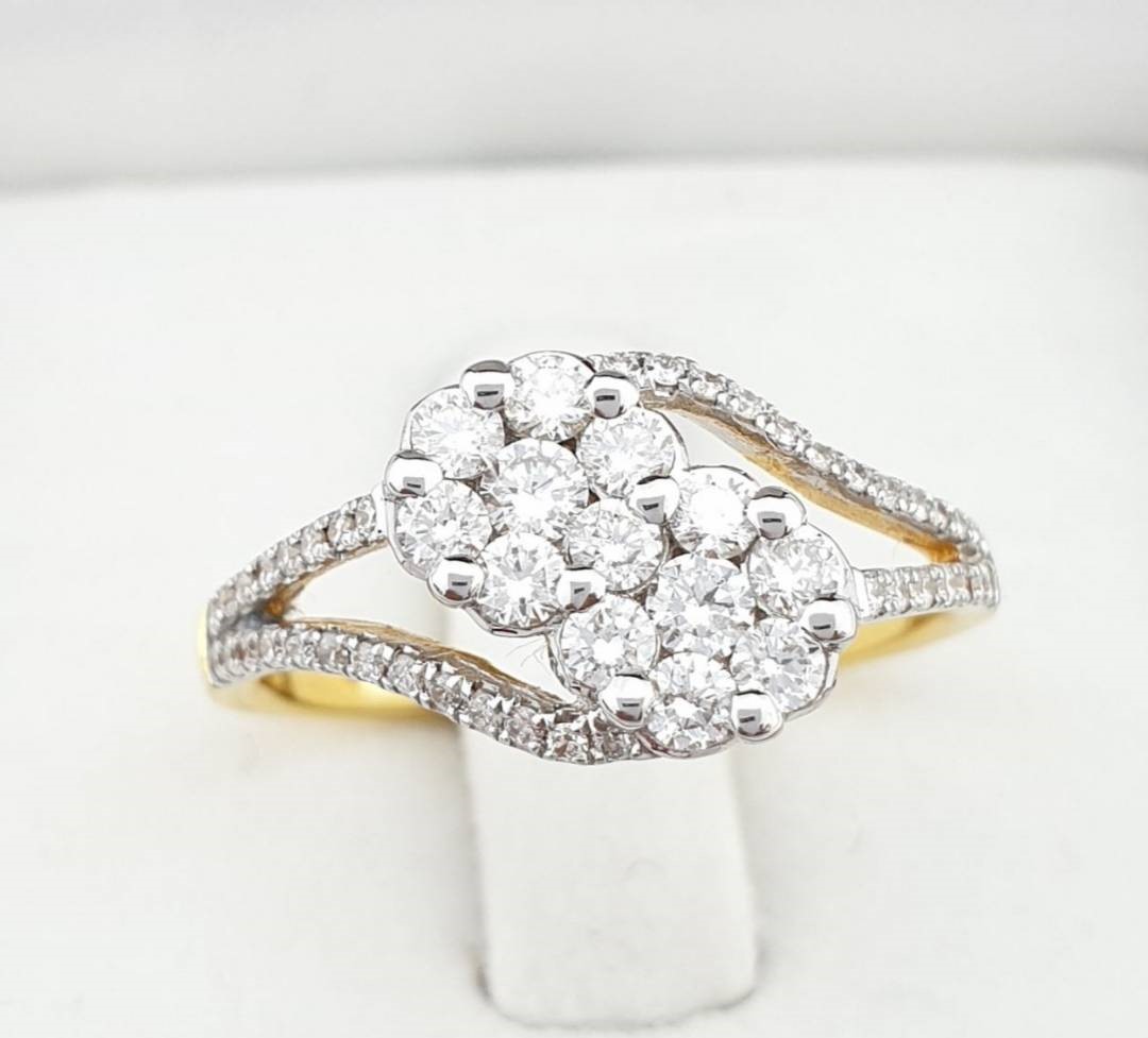 สั่งผลิตเพชรเบลเยี่ยมคัท แหวนแต่งงาน แหวนหมั้น ใส่เที่ยว ออกงาน แหวนทองคำ 18K เพชรแท้ 0.66 กะรัต 2.71 กรัม น้ำ 99 ราคาถูกมาก มีใบรับประกันค่ะ