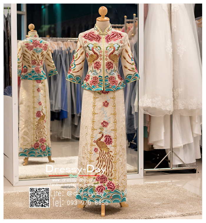 รหัส ชุดกี่เพ้า :KPL096 ชุดแต่งงานจีนโบราณ ปักลายนกยูงคู่ สวย หรู อลัง