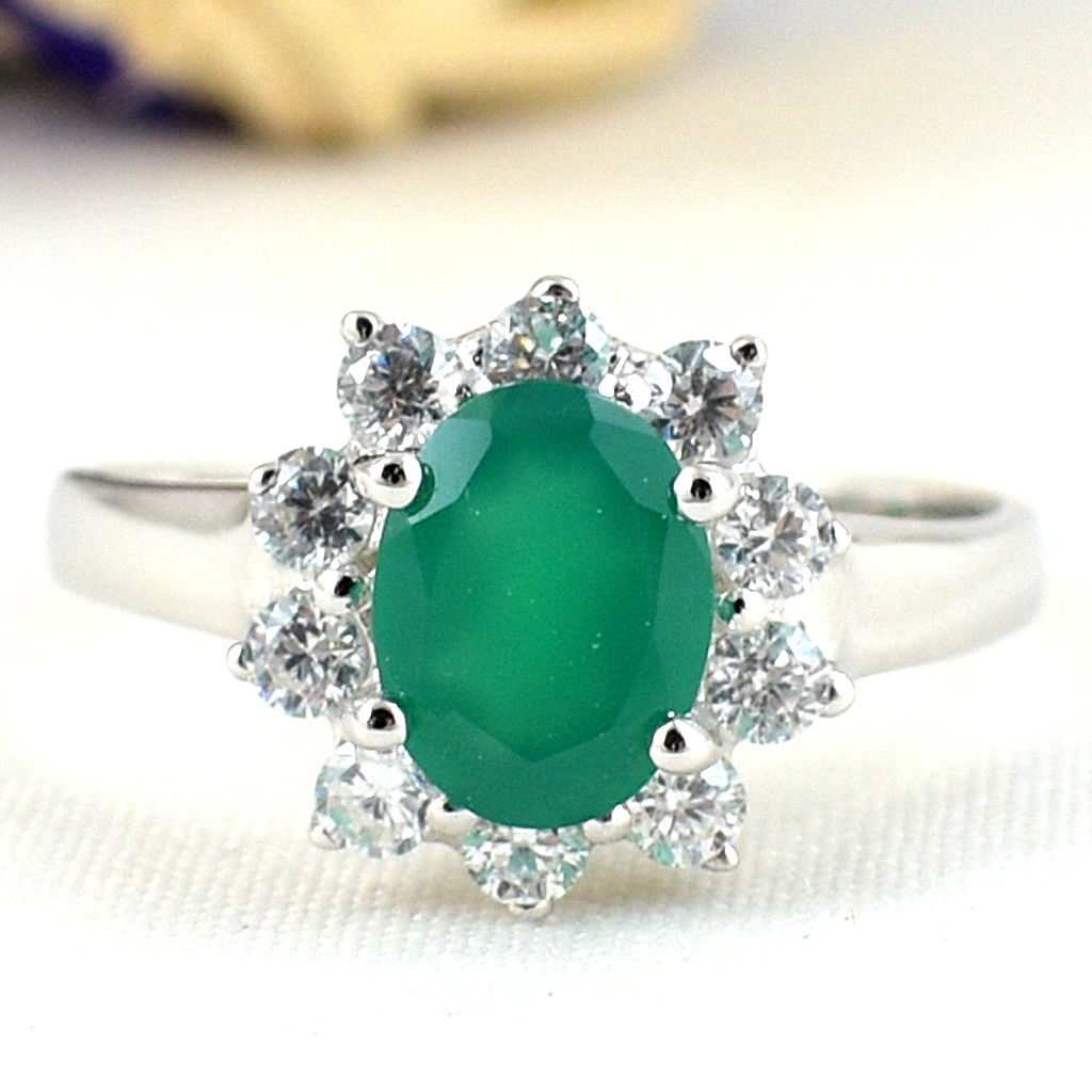 แหวนเงินแท้ราคาถูกชุบทองคำขาว พลอยแท้กรีนอะเกท 1.60 กะรัต เพชรCZ 0.50 กะรัต งานประณีตสวยงาม สั่งผลิตค่ะ