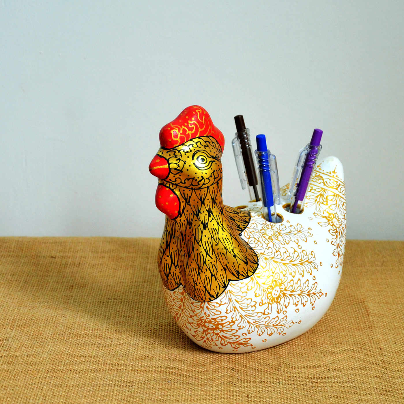 ไก่นำโชคเสียบปากกา