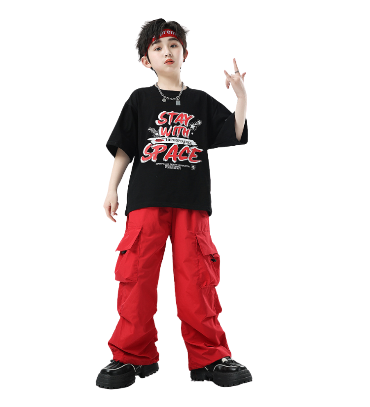 ชุดเต้น ชุดฮิปฮอป เสื้อสีแดง+กางเกงวอร์มสีขาว/ดำ อักษรจีน+ที่คาดหัว