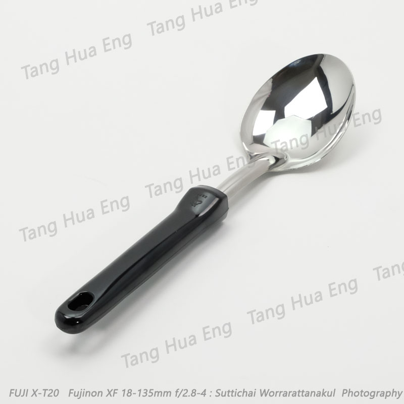 ทัพพีเล็ก-ด้ามดำ โฟกัส ตราหัวม้าลาย