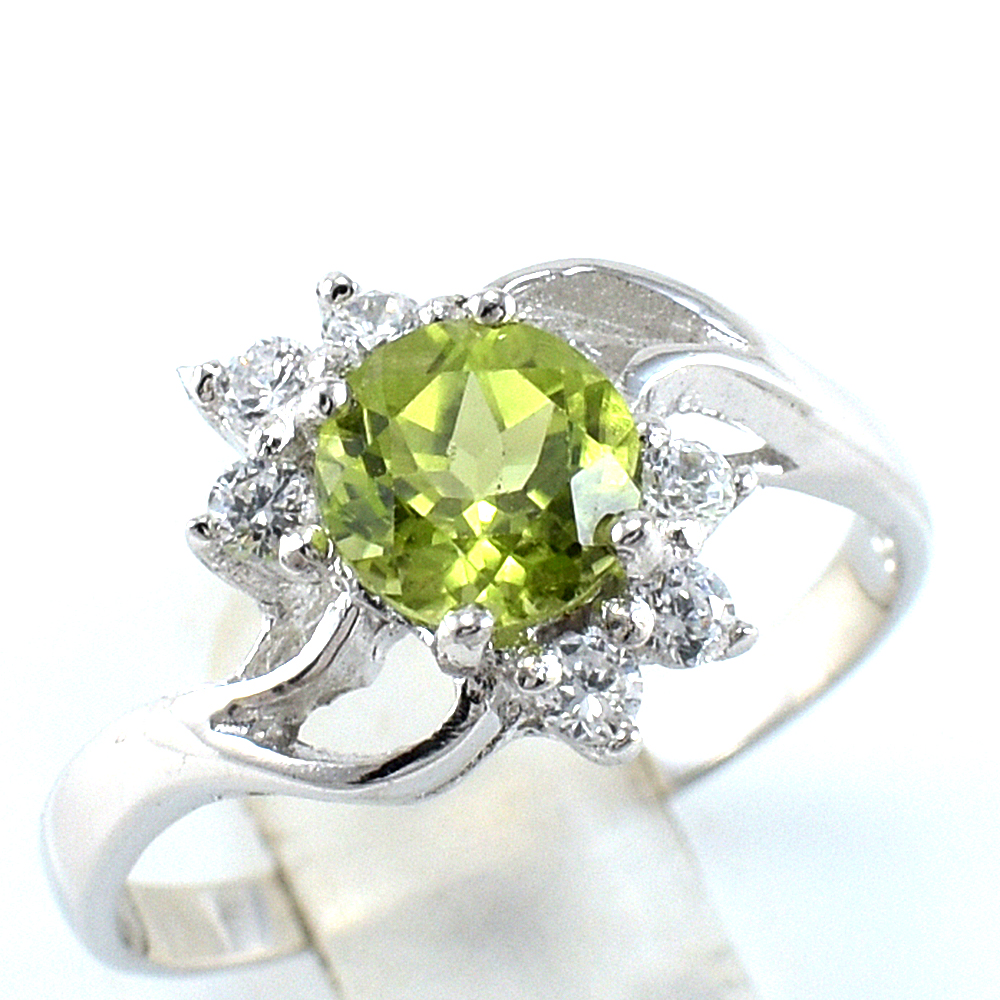 แหวนเงินแท้ราคาถูกชุบทองคำขาว เพอริดอทแท้ 0.92 กะรัต เพชรCZ 0.18 กะรัต งานประณีตสวยงาม สั่งผลิตค่ะ