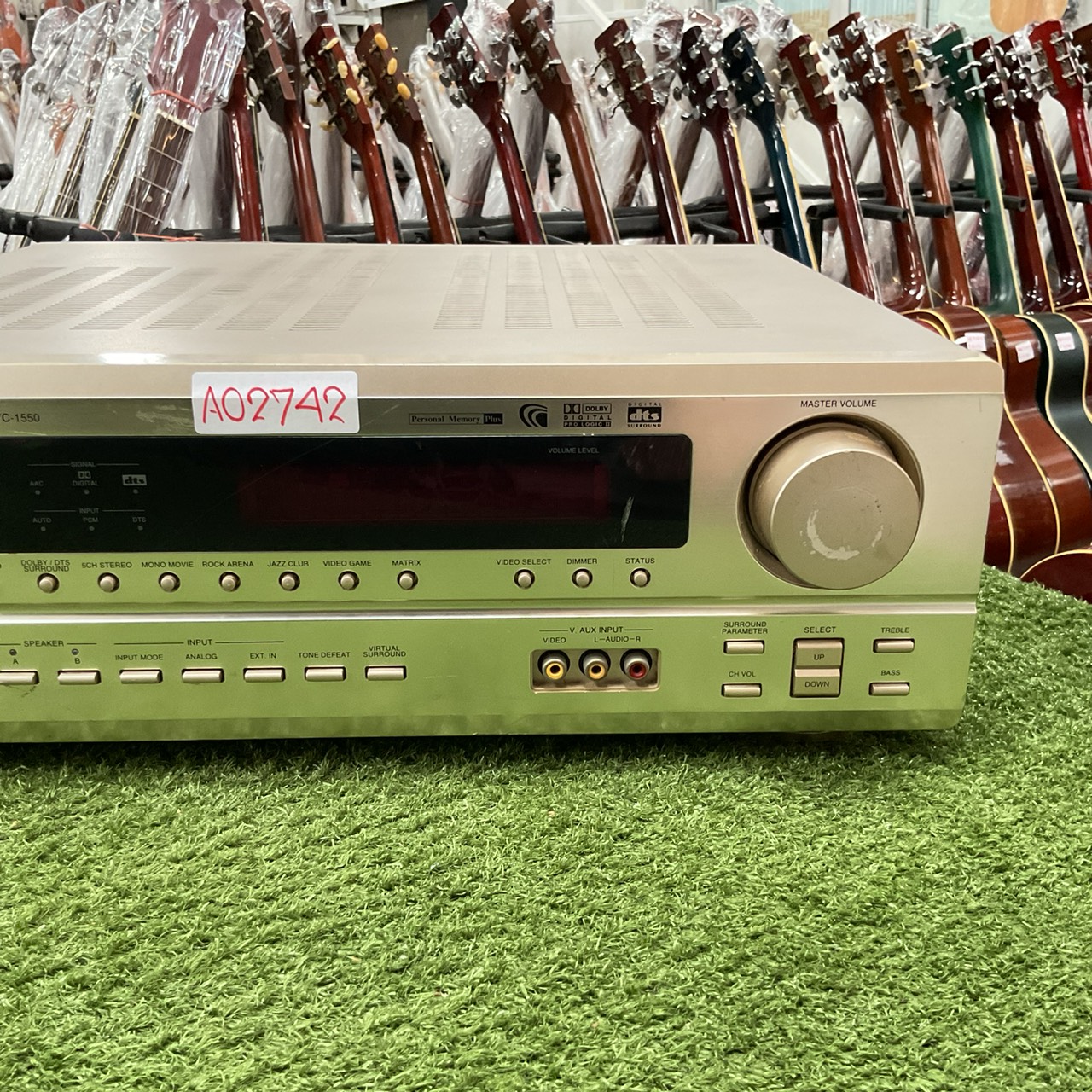 เครื่องขยายเสียง DENON : AVC-1550