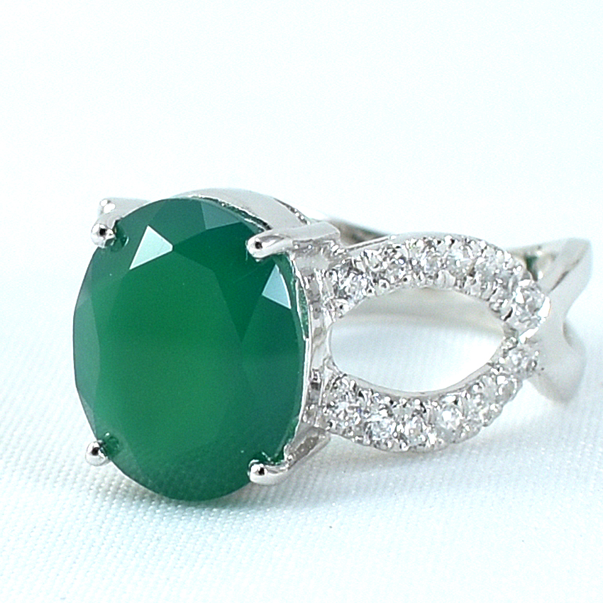 แหวนเงินแท้ราคาถูกชุบทองคำขาว พลอยแท้กรีนอะเกท 4.15 กะรัต เพชรCZ 0.42 กะรัต งานประณีตสวยงาม สั่งผลิตค่ะ