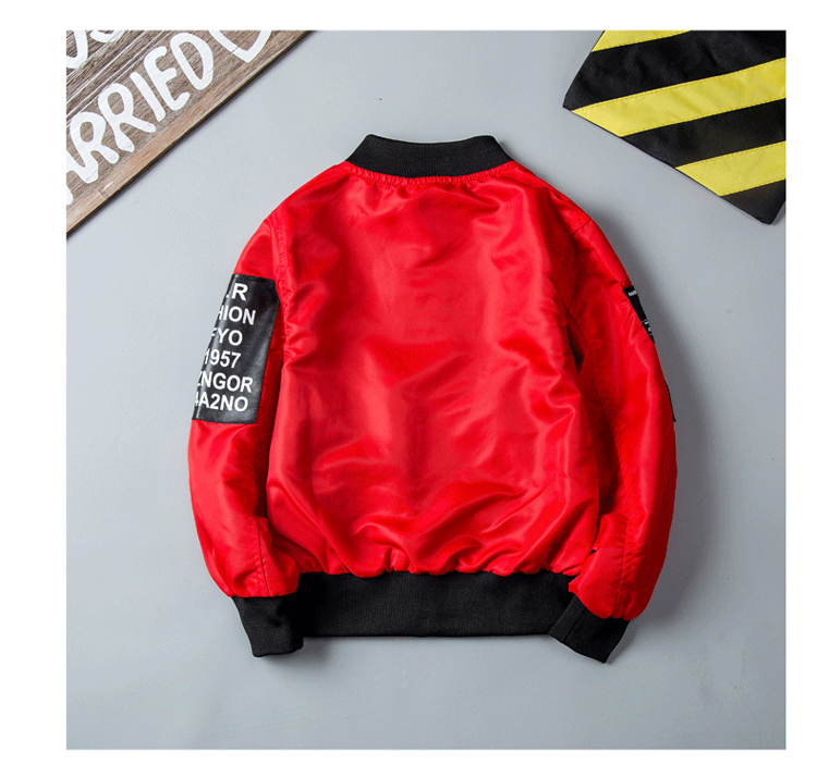 กันหนาว: เสื้อกันหนาวเด็ก สีแดง