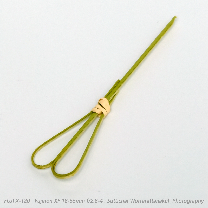 ไม้จิ้มค็อกเทลไม้ไผ่ รูปหัวใจ 12 ซม. ไม้เสียบอาหาร ( 100 ชิ้น )