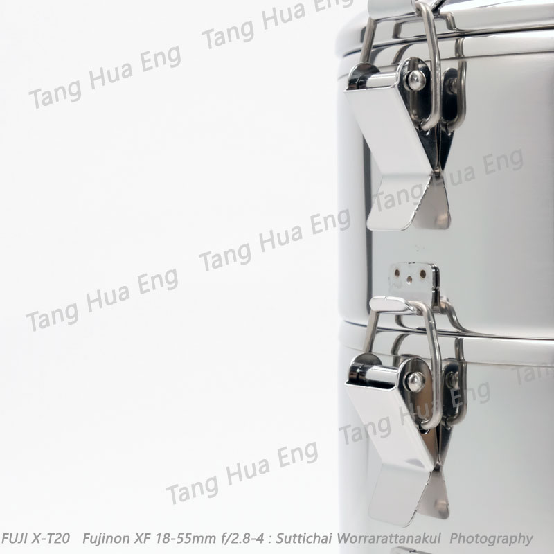 ปิ่นโตสเตนเลส 18x3 Lock ตราหัวม้าลาย