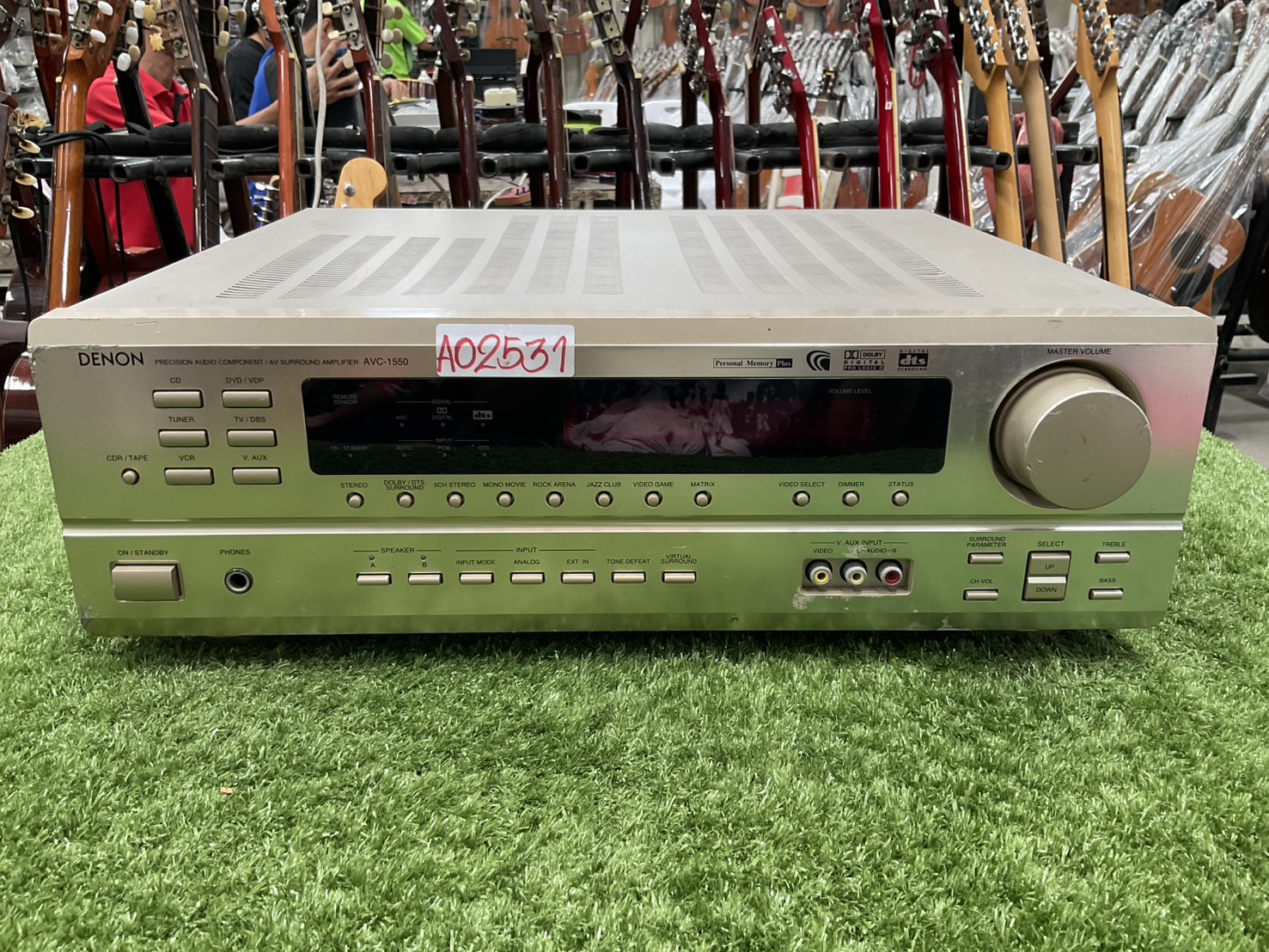 เครื่องขยายเสียง DENON : AVC-1550