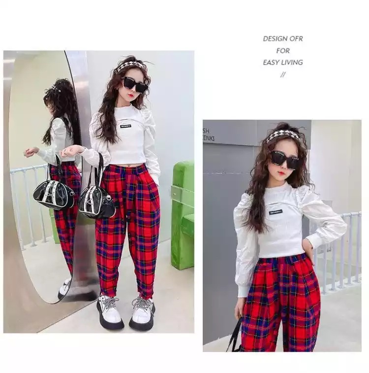 ชุดเต้น แดนซ์เสื้อแขนยาวสีขาว+กางเกงลายสก๊อต สีแดง