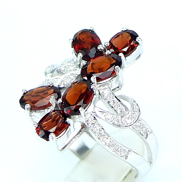 แหวนเงินแท้ราคาถูกชุบทองคำขาว พลอยแท้โกเมน 3.10 กะรัต เพชรCZ 0.197 กะรัต งานประณีตสวยงาม สั่งผลิตค่ะ