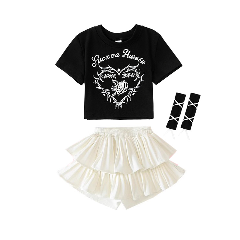 พร้อมส่ง ชุดเต้น เสื้อครอป แขนสั้น สกรีนลายหัวใจ+ถุงมือถักริบบิ้น